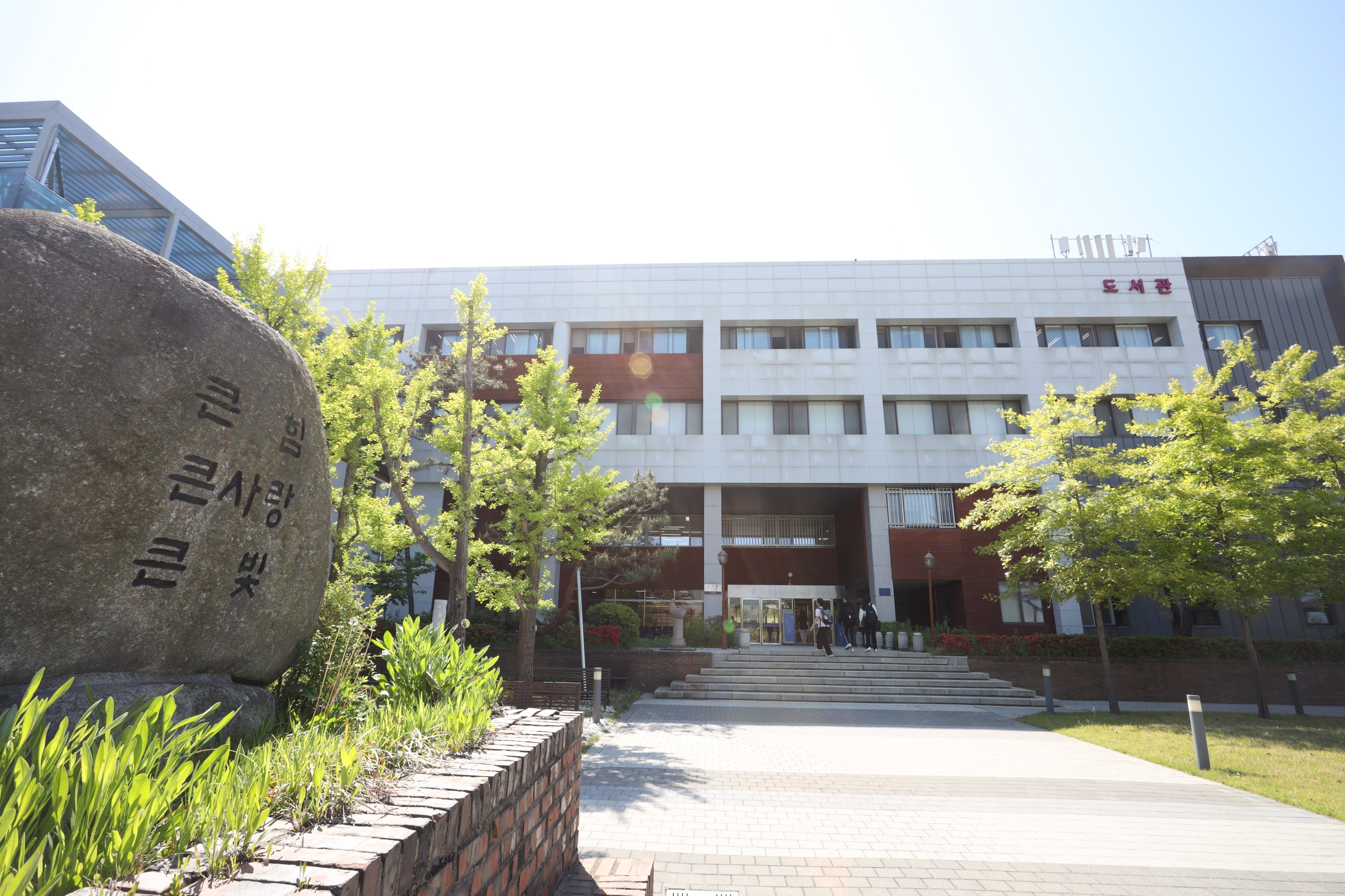 도서관,  2026년도 전자자료 구독 확대